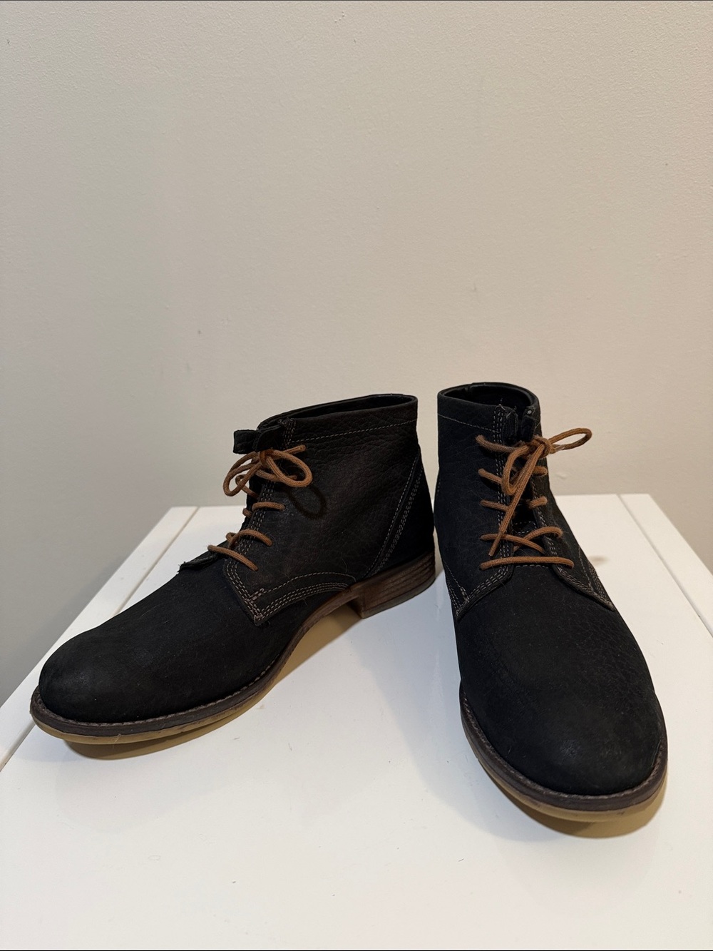 Josef Seibel Women's Sienna 03 Black Chukka Boots with Brown Laces size 38 7.5/8